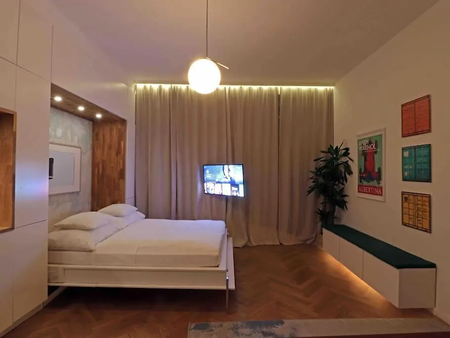 Smart Apt Mit Balkon Am Augarten Park Naehe Zentrum Vienna Apartment